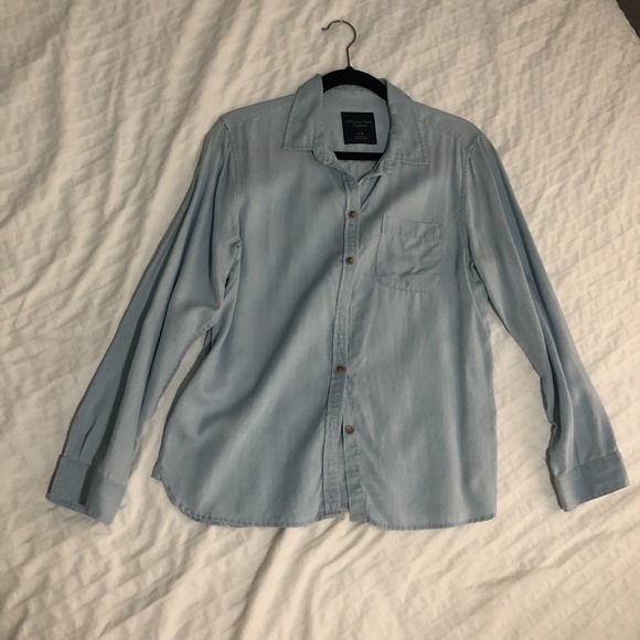 American Eagle Button Down Shirt - Picture 2 of 3
